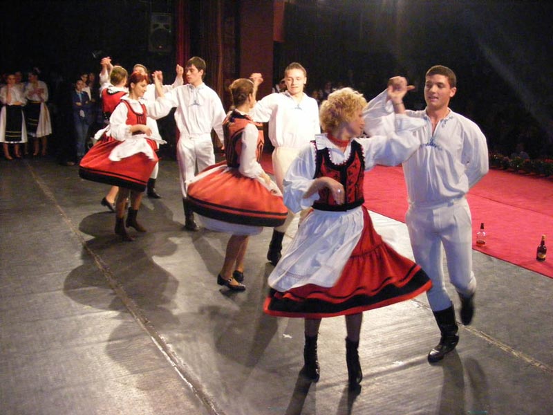 Magyar népi tánc, Kollégium napok