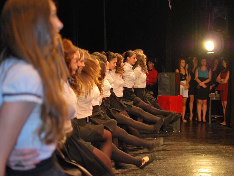 Musical, az Unirea Nemzeti Kollégium tánccsoportja