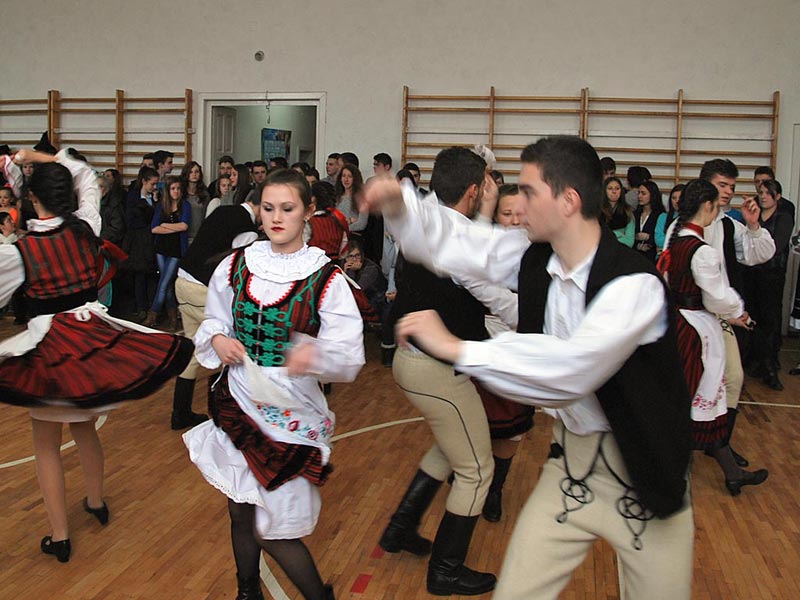 Dans popular maghiar, „Dansul - limbaj al sufletului”