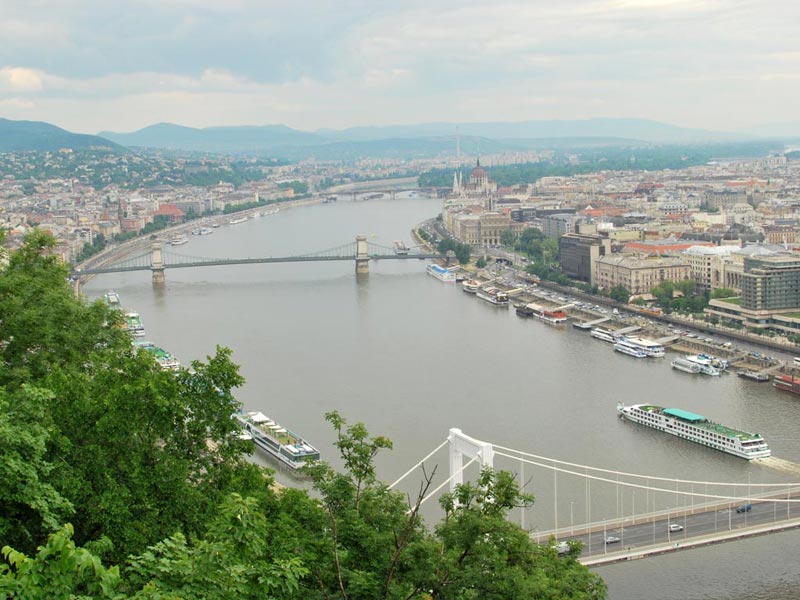 Duna, Széchenyi Lánchíd, Erzsébet híd, Budapest