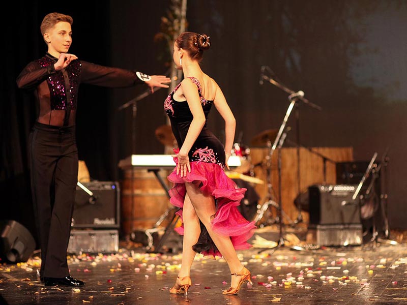 Birta Vlad Mihai, solo task, Freshmen's Prom 2014