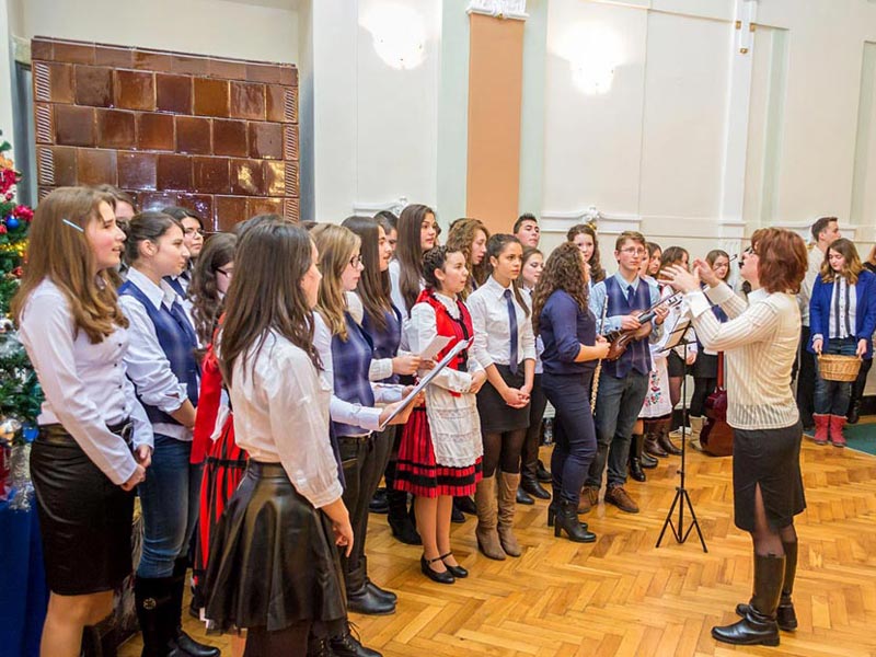 Corul elevilor, profesor Józsa Hajnalka, Sărbătoarea Crăciunului