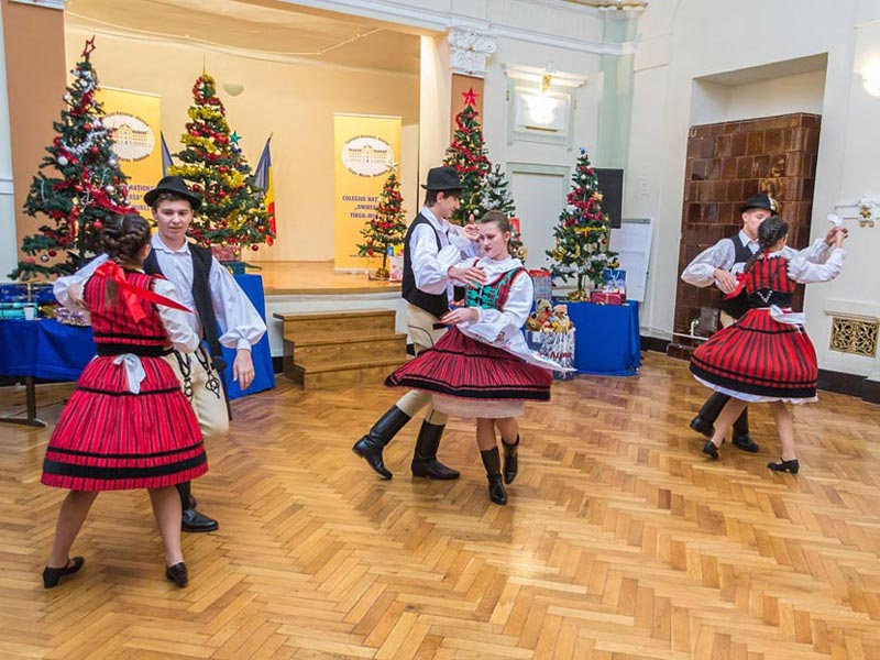 Dans popular maghiar, Sărbătoarea Crăciunului 