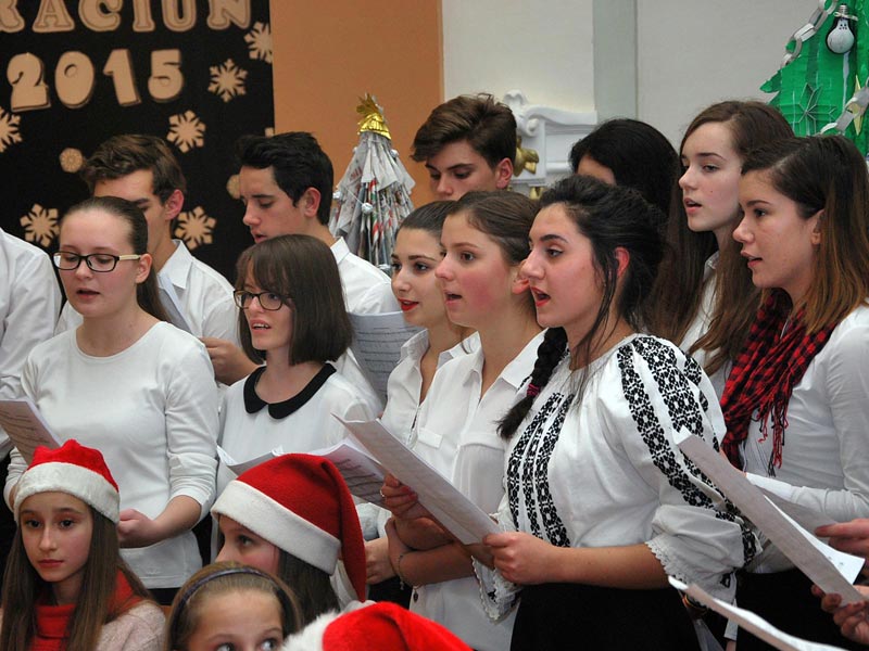 Romanian section strudent's choir, coordinator teacher Sturzán Cristina