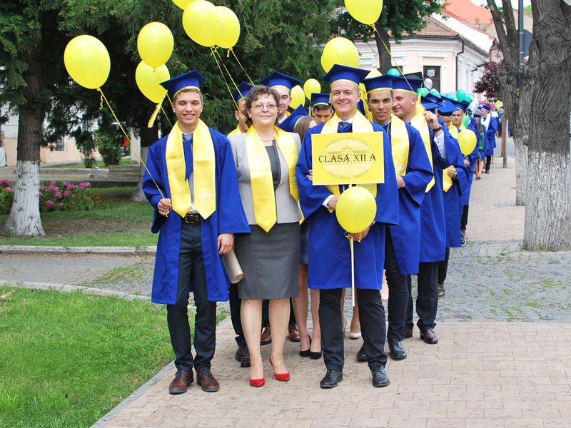 XII A graduates, Mărginean Manuela class master, “Unirea” National High School