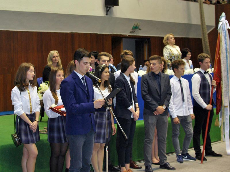 Moldovan Edmond Artúr, Graduation ceremony, Polyvalent Hall