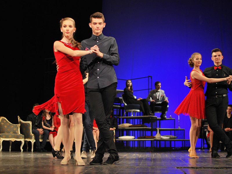 Dance task, Freshmen's Prom 2016, National Theatre