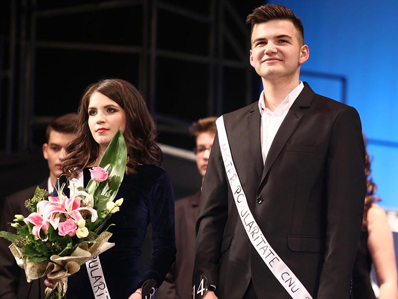 Togănel Ana Carina and Jîrcan Alexandru Alin, popularity prize, Freshmen's Prom 2016