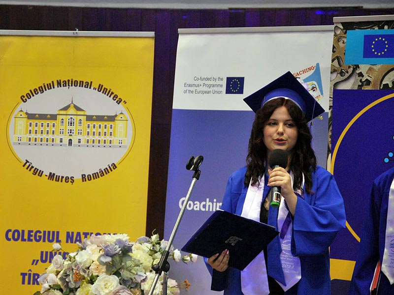 Şefa de promoţie Bucur Lorena, XII D