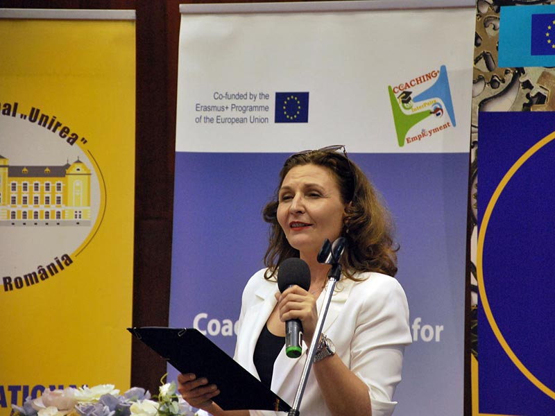 Profesor Negrea Ana Maria, diriginte XII A, Festivitate de absolvire, Sala Polivalentă