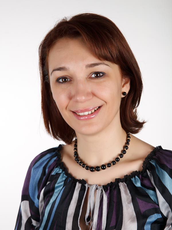 Dr. Poruţiu Emanuela Cristina, English language