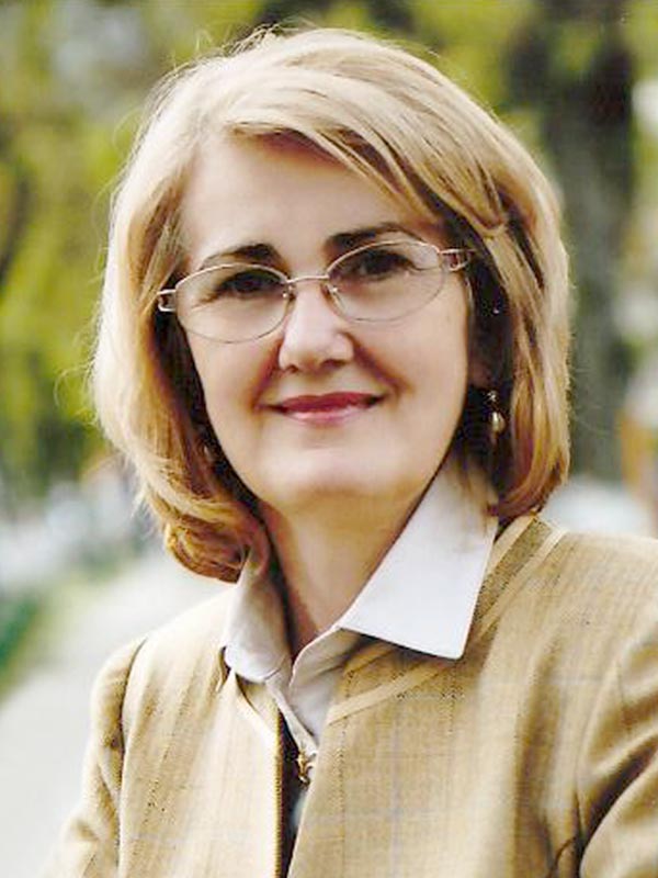 Dr. Cheţan Maria, Limba română